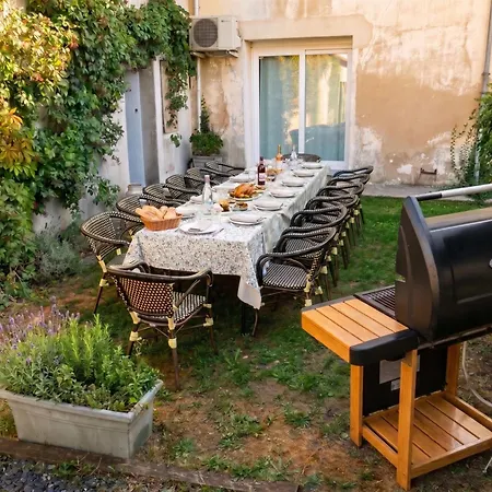 Appartement 165m2 Pour 14 Pers Climatisation Terrasse Entre La Rochelle Et Roche *